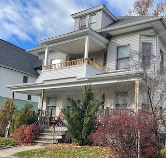 52 Wilmont St, Springfield, MA 01108