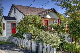 8832 10th Ave SW, Seattle, WA 98106