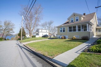 192 Hilton St, Tiverton, RI 02878