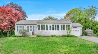 7 Burton Ave, West Harwich, MA 02671