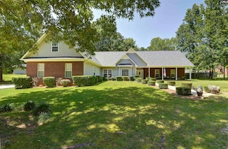 366 Gallery Cliff Dr, Chapin, SC 29036