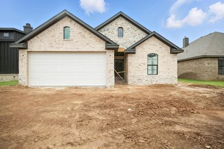 1404 Durham Ave, Wolfforth, TX 79382