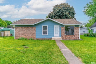 1312 N Ottawa St, Lincoln, IL 62656