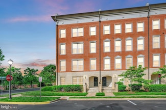 7848 Cedar Branch Dr, Gainesville, VA 20155