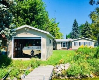 W10193 Delbern Acres, Fox Lake, WI 53933