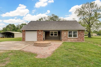 610 S Chicago, Marionville, MO 65705