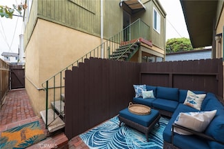 78 18th St, Hermosa Beach, CA 90254