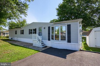 130 Seneca Ave, Dover, PA 17315