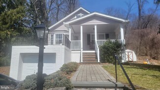 32 Oneida Ave, Landing, NJ 07850