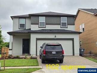 1102 Sparrow St, Woodburn, OR 97071
