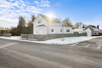 419 Laurel St, Fall River, MA 02724