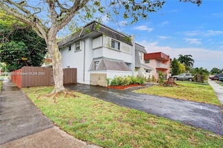 8002 SW 5th St, North Lauderdale, FL 33068