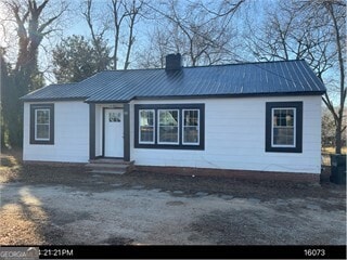 195 N Forest Ave, Hartwell, GA 30643