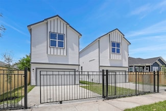 4833 Paula St, Houston, TX 77033