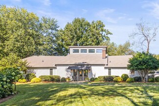 8172 Malibu Pointe Ln, Denver, NC 28037