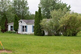 5800 E Anderson Rd, Churubusco, IN 46723