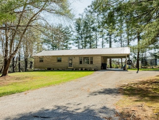 241 Rolling Acres Dr, Monticello, KY 42633