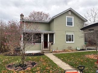 11 Spring St, Mount Morris, NY 14510