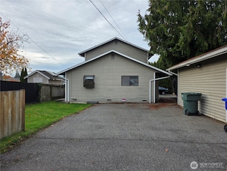 2121 Chestnut St Unit b, Everett, WA 98201