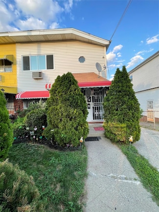 709 Pine St, Brooklyn, NY 11208