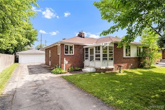 36 Lennox Ave, Buffalo, NY 14226