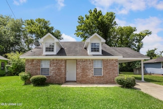 1735 Barrett Ave, Jackson, MS 39204