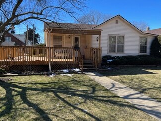816 N 8th St, Rochelle, IL 61068