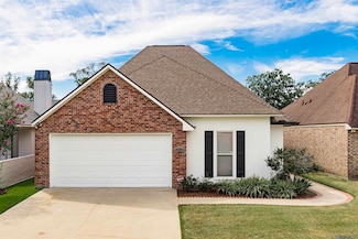 17179 Grove Dr, Prairieville, LA 70769