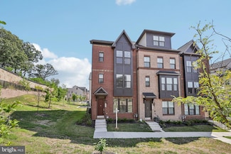 7355 Mountaineer Dr, Hybla Valley, VA 22306