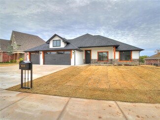 2012 Turtle Creek Way, Norman, OK 73071