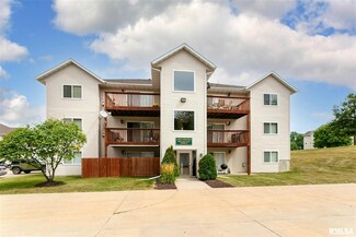 4600 Grand Ave Unit B9, Davenport, IA 52807