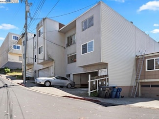 56 Edgewood Ct, Daly City, CA 94014