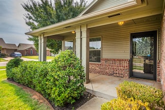 2702 Sharpish Way, Norman, OK 73069