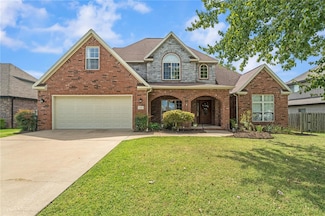 6002 Bainbridge Dr, Rogers, AR 72758