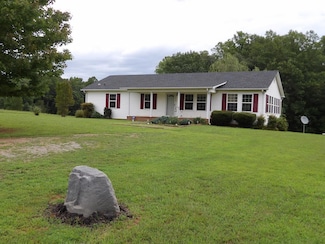 2130 Riddle Rd, Chatham, VA 24531