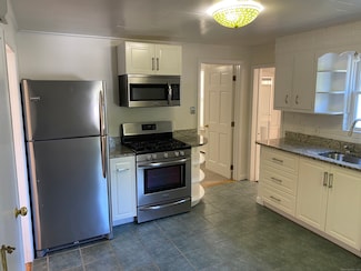 81 Soundview Ave Unit 1, Norwalk, CT 06854