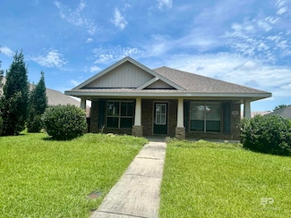 304 Bloomsbury Ave, Fair Hope, AL 36532