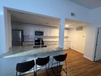 9707 Richmond Ave Unit 102, Houston, TX 77042