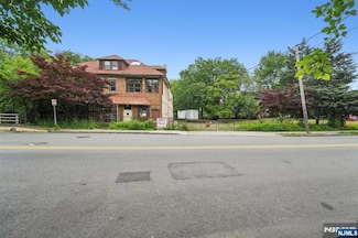 201 W Englewood Ave, Englewood, NJ 07631