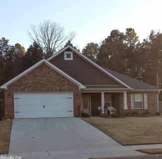 808 Huck Finn Blvd, Redfield, AR 72132
