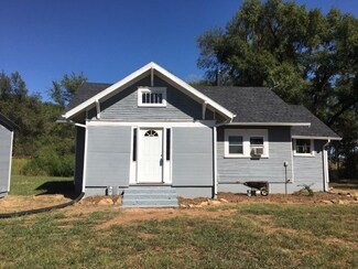 8326 SE 20 St, Murdock, KS 67111