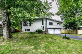 7631 Joseph Dr, Syracuse, NY 13212