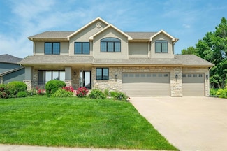 315 Turnberry Dr, Norwalk, IA 50211