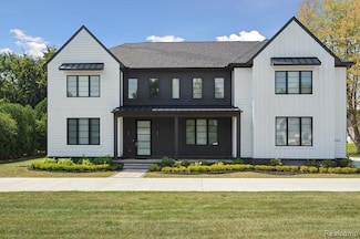 7450 Parkstone Ln, Bloomfield Hills, MI 48301