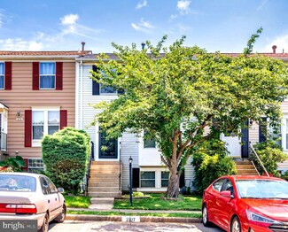 9117 Aspenpark Ct, Lorton, VA 22079
