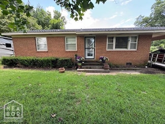 1207 Basil St, Corning, AR 72422