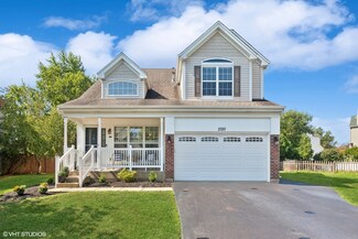 2320 Periwinkle Ct Unit 2, Naperville, IL 60540