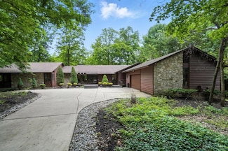 1917 Antrim Ct, Middletown, OH 45042