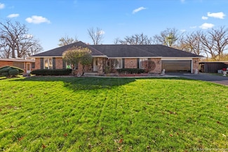 2516 Country Club Dr, Olympia Fields, IL 60461