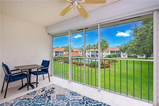 648 Mardel Ct Unit 710, Naples, FL 34104